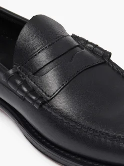 Weejuns Larson Penny Loafers|G.H.BASS Sale